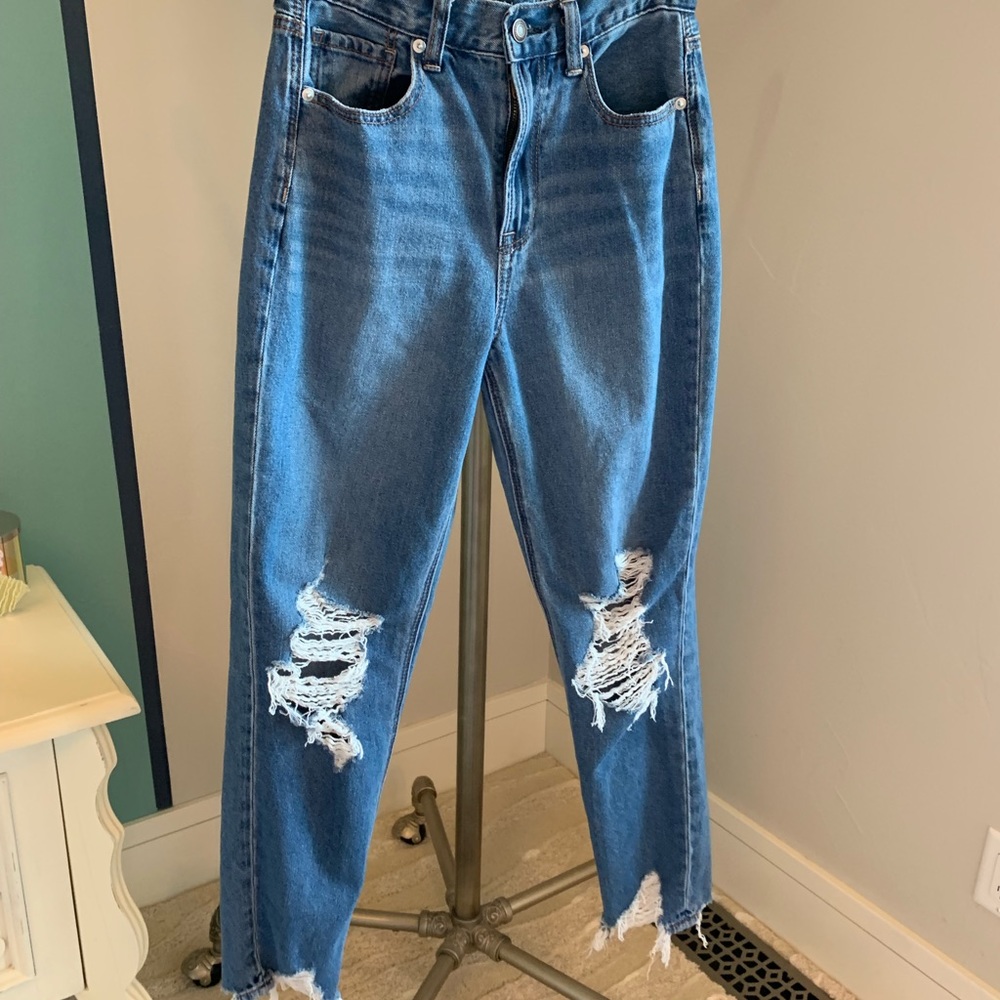 American Eagle Mom Jeans